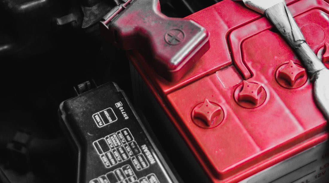 Troca de bateria automotiva na Oficina Favalle